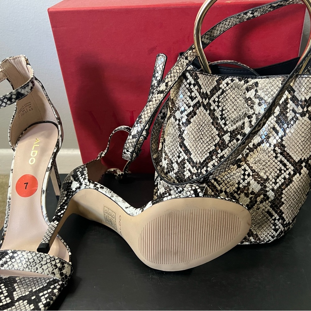 Aldo brand stilettos with matching purse